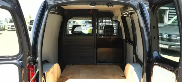 VOLKSWAGEN Caddy California 