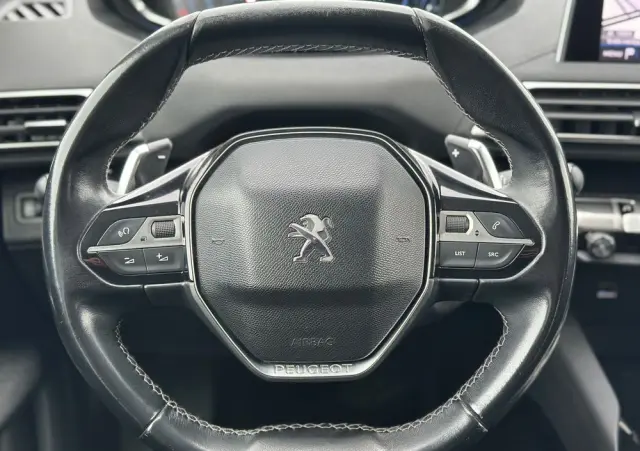 PEUGEOT 5008 1.5 BlueHDi Active S&S EAT8