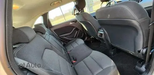 MERCEDES-BENZ Klasa B 