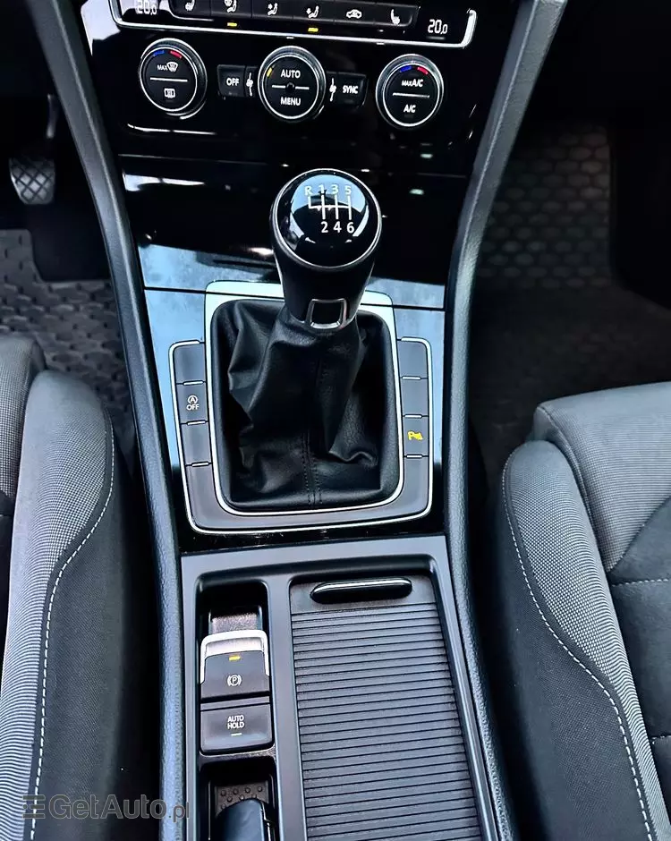 VOLKSWAGEN Golf 1.4 TSI (BlueMotion Technology) Comfortline