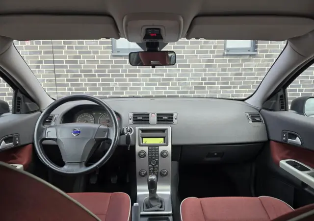 VOLVO C30 1.8 Edition