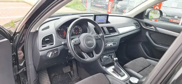 AUDI Q3 Q3