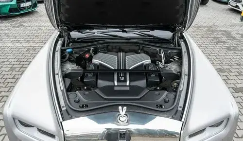 ROLLS-ROYCE Phantom 