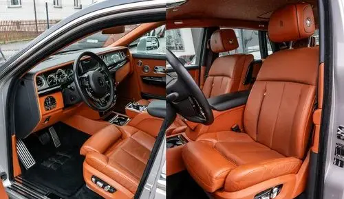 ROLLS-ROYCE Phantom 