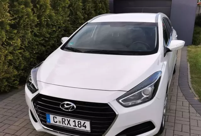 HYUNDAI I40 