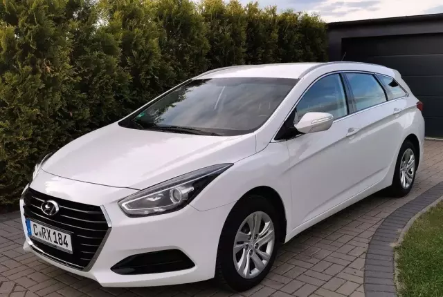 HYUNDAI I40 