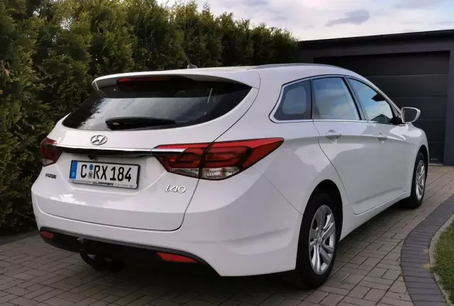 HYUNDAI I40 