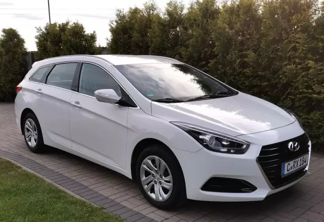 HYUNDAI I40 