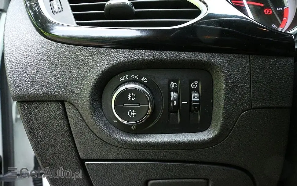 OPEL Astra V 1.6 CDTI Elite