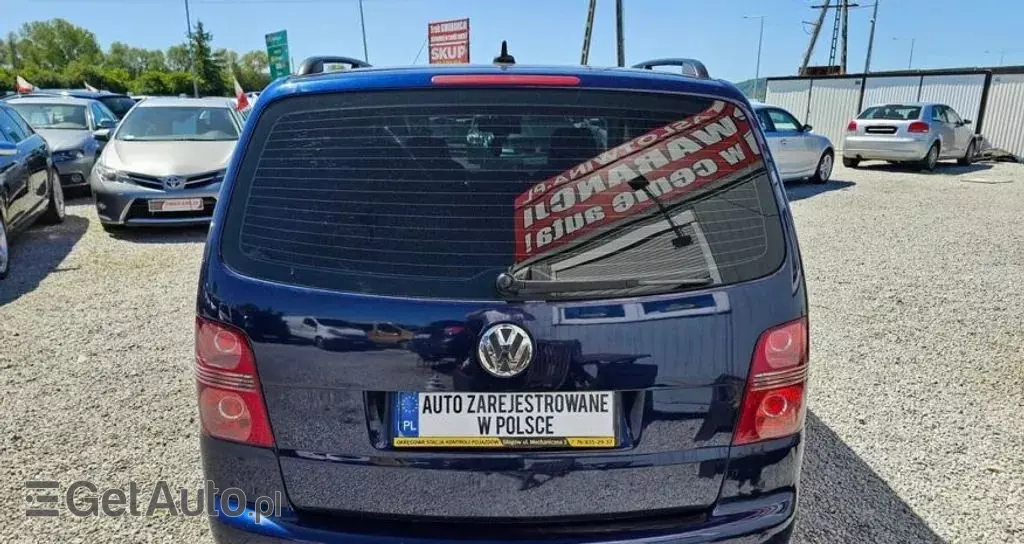 VOLKSWAGEN Touran 