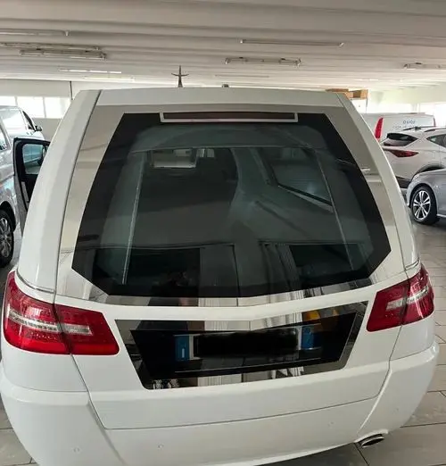 MERCEDES-BENZ Klasa E 