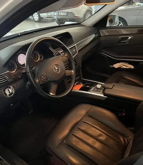 MERCEDES-BENZ Klasa E 