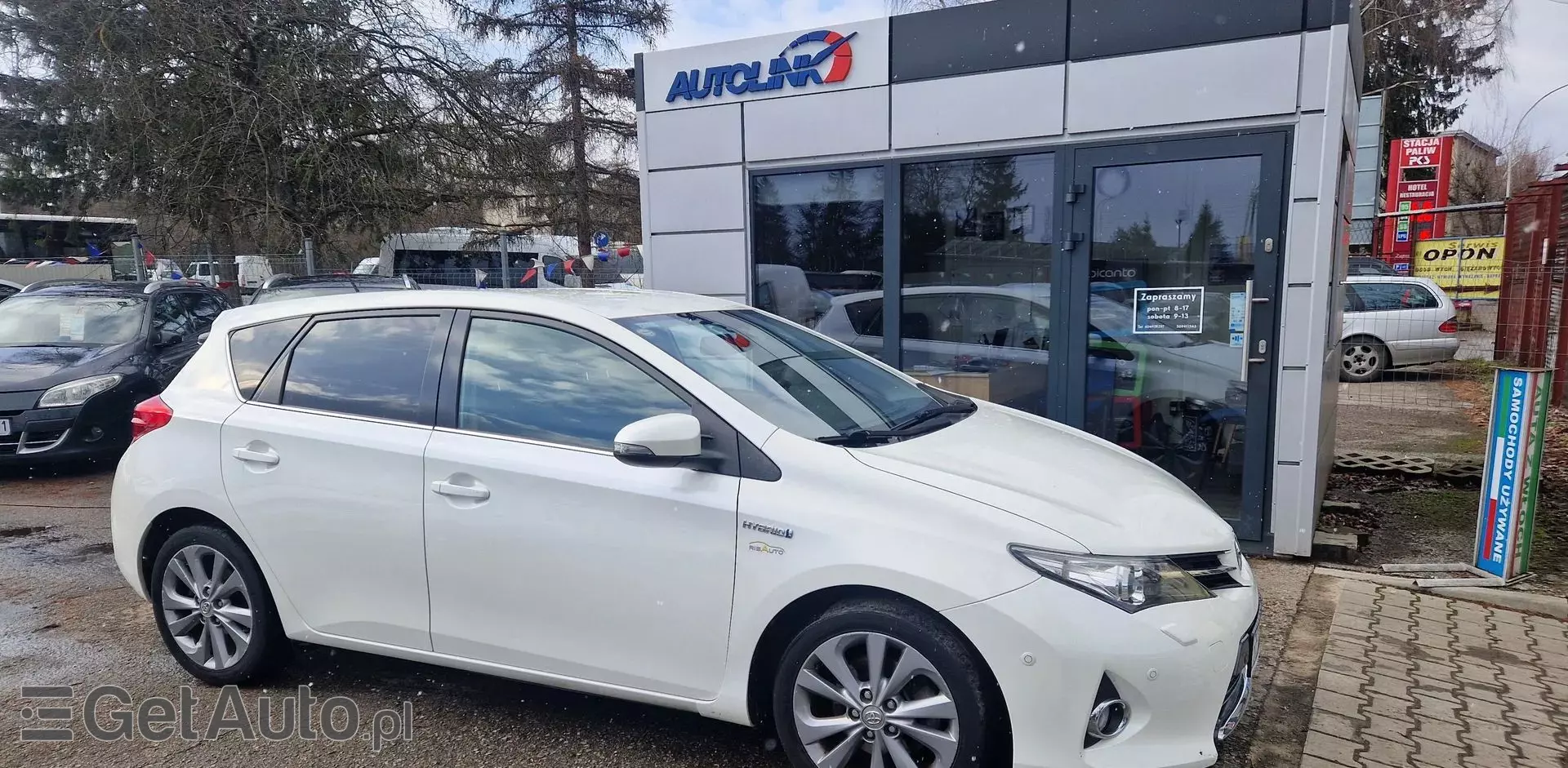 TOYOTA Auris 1.8 VVT-i (136 KM) Hybrid E-CVT