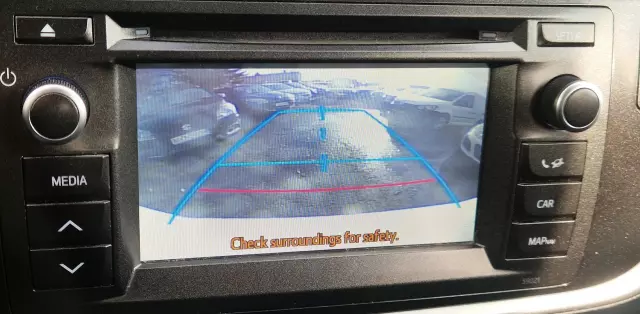 TOYOTA Auris 1.8 VVT-i (136 KM) Hybrid E-CVT