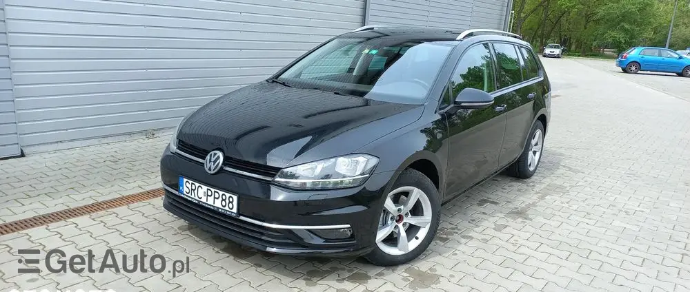 VOLKSWAGEN Golf 1.6 TDI DSG Sound