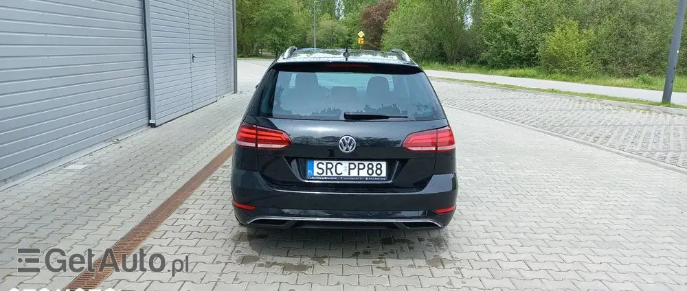 VOLKSWAGEN Golf 1.6 TDI DSG Sound