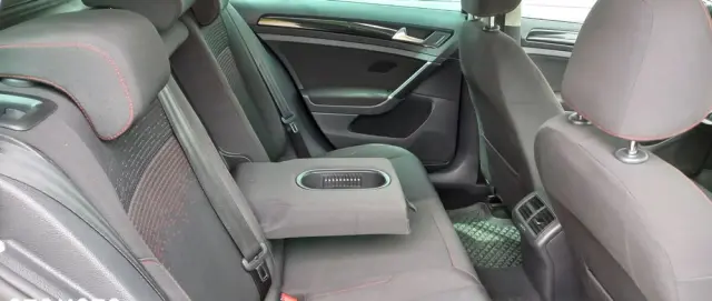 VOLKSWAGEN Golf 1.6 TDI DSG Sound