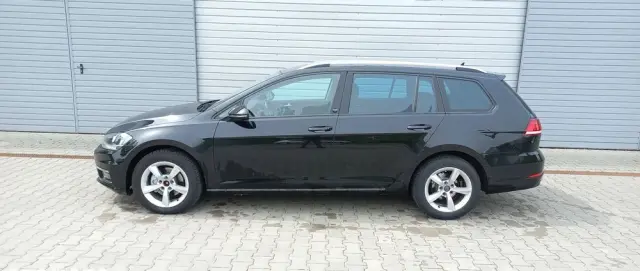 VOLKSWAGEN Golf 1.6 TDI DSG Sound