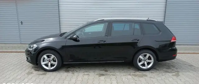 VOLKSWAGEN Golf 1.6 TDI DSG Sound