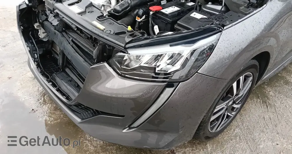 PEUGEOT 208 PureTech 100 Allure Pack