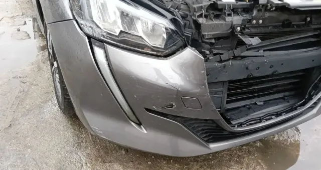 PEUGEOT 208 PureTech 100 Allure Pack