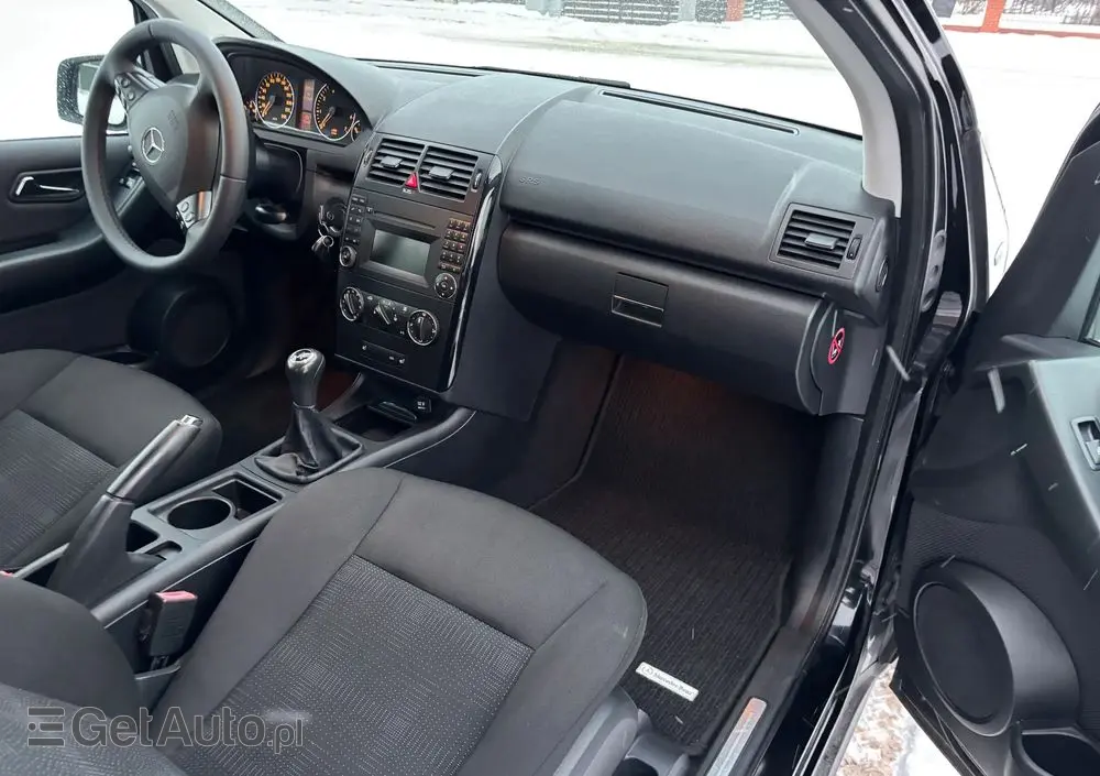 MERCEDES-BENZ Klasa A 160 BlueEFFICIENCY Elegance Special Edition