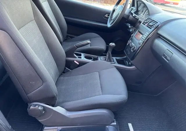 MERCEDES-BENZ Klasa A 160 BlueEFFICIENCY Elegance Special Edition