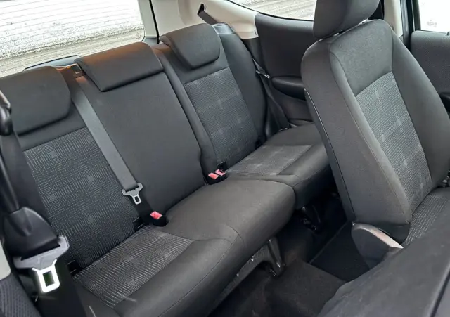 MERCEDES-BENZ Klasa A 160 BlueEFFICIENCY Elegance Special Edition