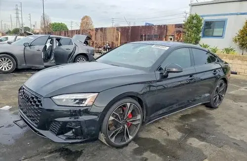 AUDI S5 