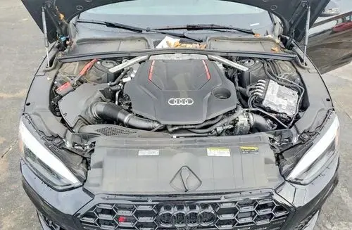 AUDI S5 