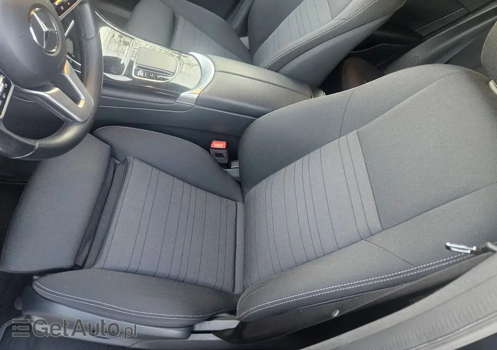 MERCEDES-BENZ GLC 300 e 4-Matic