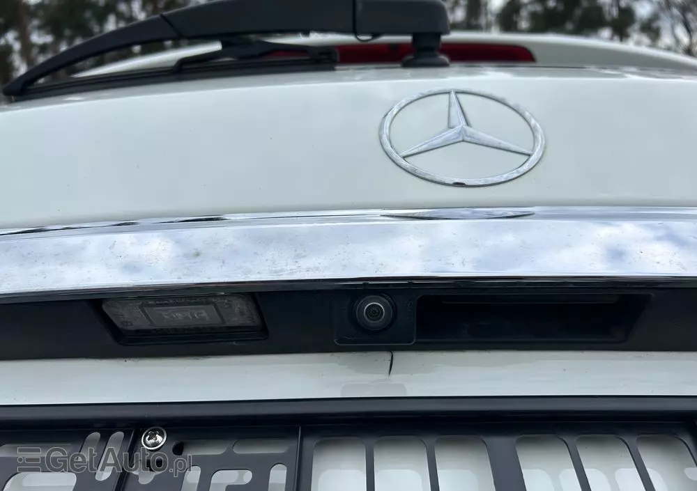 MERCEDES-BENZ Klasa B 180 7G-DCT AMG Line