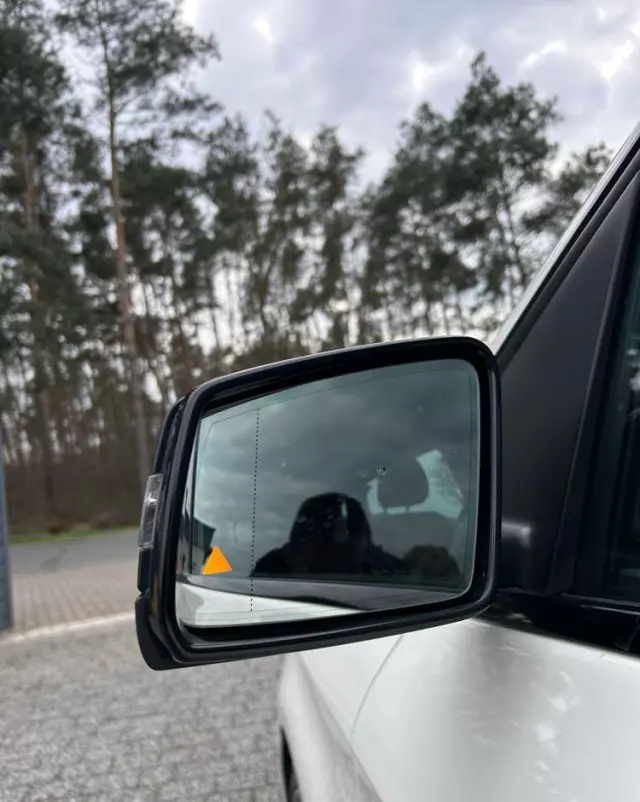 MERCEDES-BENZ Klasa B 180 7G-DCT AMG Line