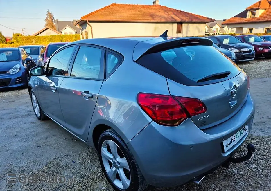 OPEL Astra 1.4 Turbo Exklusiv