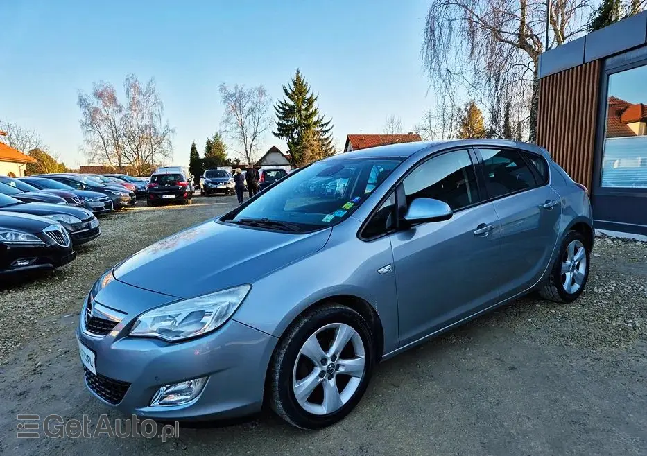 OPEL Astra 1.4 Turbo Exklusiv