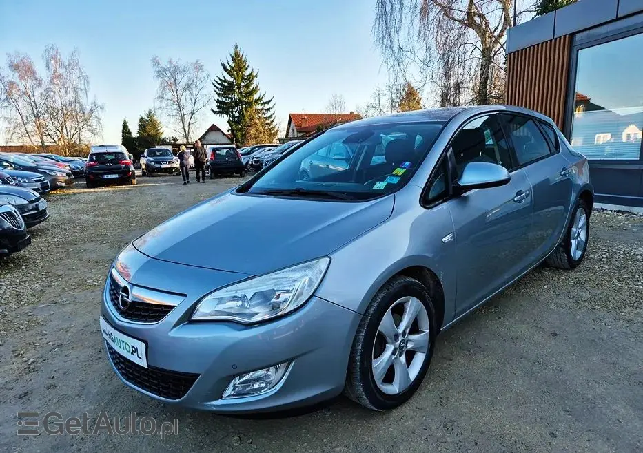 OPEL Astra 1.4 Turbo Exklusiv