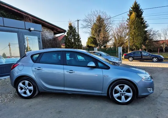 OPEL Astra 1.4 Turbo Exklusiv