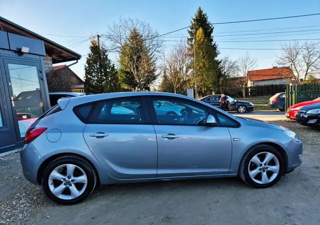 OPEL Astra 1.4 Turbo Exklusiv