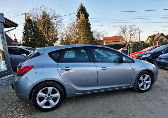 OPEL Astra 1.4 Turbo Exklusiv
