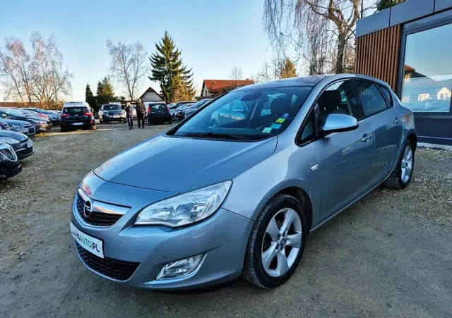 OPEL Astra 1.4 Turbo Exklusiv
