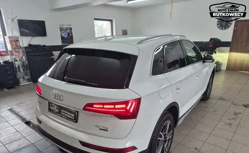 AUDI Q5 