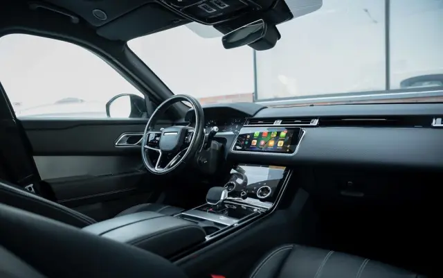 LAND ROVER Range Rover Velar 2.0 R-Dynamic S