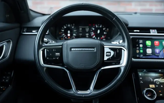 LAND ROVER Range Rover Velar 2.0 R-Dynamic S