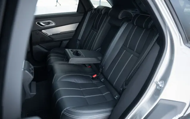 LAND ROVER Range Rover Velar 2.0 R-Dynamic S