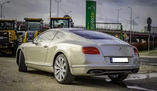 BENTLEY Continental 
