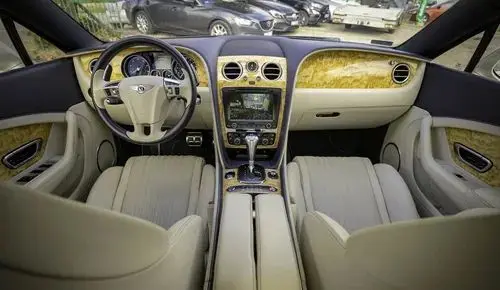 BENTLEY Continental 