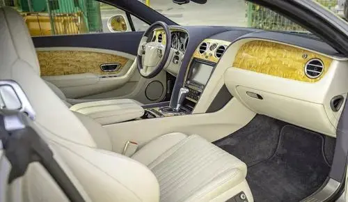 BENTLEY Continental 