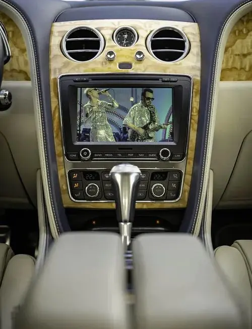 BENTLEY Continental 