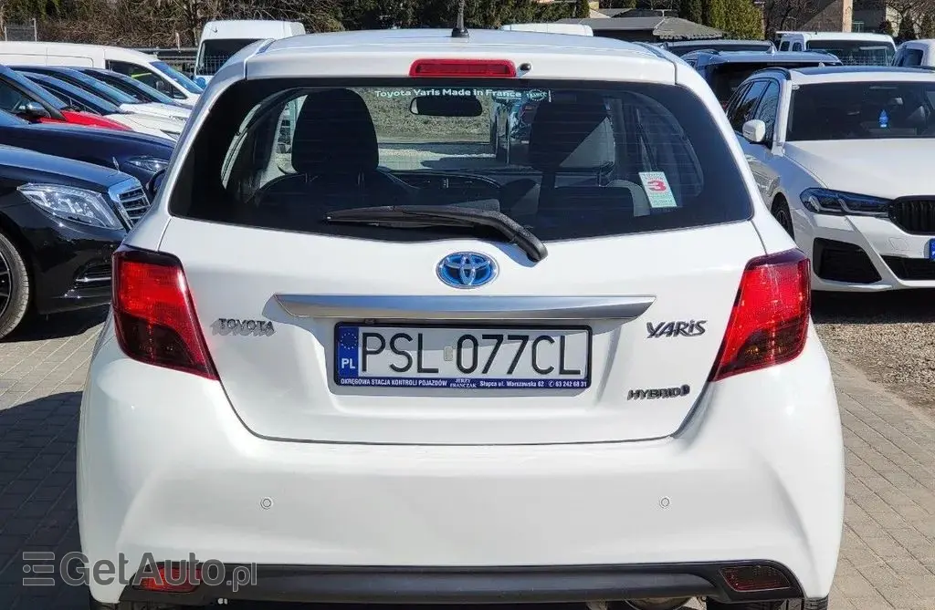 TOYOTA Yaris 