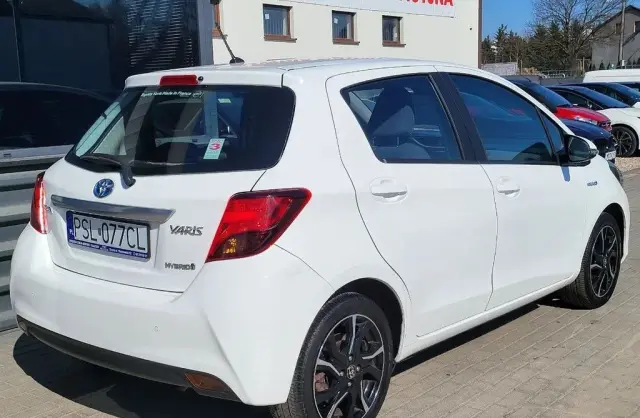 TOYOTA Yaris 